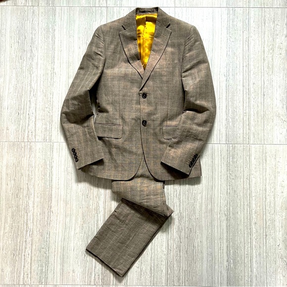 Italian Mens 2 button suit